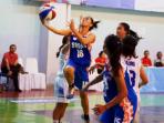 ueu-vs-perbanasputri_20141109_231758.jpg