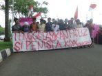 uisi-doa-yang-ditukar-karya-wakil-ketua-umum-partai-gerindra-fadli-zon.jpg