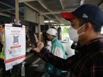 uji-coba-aplikasi-pedulilindungi-untuk-penumpang-krl-di-jakarta_20210907_195354.jpg