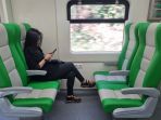 uji-coba-ka-feeder-kereta-cepat-jakarta-bandung_20230930_203343.jpg