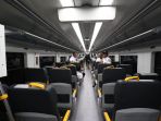 uji-coba-kereta-api-kereta-bandara_20171128_204133.jpg