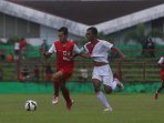 uji-coba-psm-dan-martapura-fc_20150405_192358.jpg