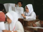 ujian-nasional-sdn-cibaduyut-bandung_20160518_102121.jpg