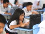 ujian-sekolah-berstandar-nasional-di-smpn-44-bandung_20170417_193110.jpg