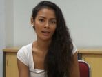 ully-triani-ketika-bertandang-ke-kantor-redaksi-tribunnews_20170307_214631.jpg