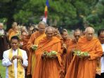 umat-budha-waisak_20170525_215939.jpg