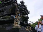 umat-hindu-saat-persembahyangan-di-hari-raya-nyepi-di-pura-indra-prasta-solo.jpg