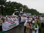 umat-islam-bersatu-kalbar_20161014_171127.jpg