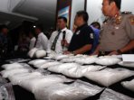 ungkap-kasus-jaringan-narkoba-internasional_20160418_220131.jpg