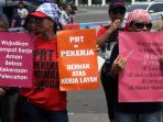 unjuk-rasa-perempuan-bangkit-menggugat_20191222_212131.jpg