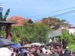unjuk-rasa-sebuah-gereja-VV.jpg