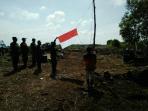 upacara-di-lokasi-kebakaran_20160819_193927.jpg
