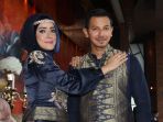 upacara-lamaran-fairuz-a-rafiq-dan-sonny-septian_20170303_110237.jpg