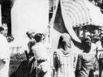 upacara-proklamasi-kemerdekaan-1945.jpg