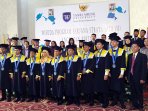 upacara-seremonial-9-wisuda-perdana-tanri-abeng-university_20160815_145925.jpg
