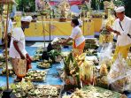 upacara-tawur-agung-kesanga-jelang-nyepi-di-pura-amerta-jati_20230321_233147.jpg