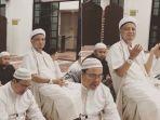 ustaz-arifin-ilham-salat-subuh-di-masjid-di-penang-malaysia.jpg