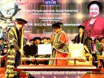 utan-beri-gelar-ke-megawati.jpg