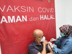 vaksinasi-covid-19-dosis-kedua-serentak-dilakukan-di-puskesmas_20210214_184354.jpg