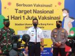 vaksinasi-massal-12-di-gbk-senayan_20210703_180201.jpg