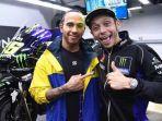 valentino-rossi-dan-lewis-hamilton-di-motogp-qatar-2019.jpg