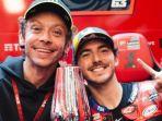 valentino-rossi-dan-pecco-bagnaia.jpg
