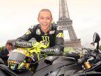 valentino-rossi-diparissss.jpg