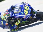 valentino-rossi-miring_20170806_203559.jpg