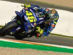valentino-rossi-saat-menjajal-motor-baru-di-tes-motogp-valencia.jpg