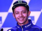 valentino-rossi-senyummm.jpg