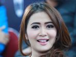 vega-darwanti-isi-program-ramadhan-antv_20170516_205122.jpg