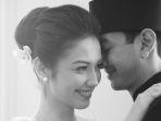 velove-vexia-berfoto-kenakan-kebaya-dengan-seorang-pria-menikah.jpg