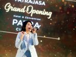 via-vallen-meriahkan-grand-opening-hotel-patra-cirebon_20190730_023823.jpg