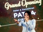 via-vallen-meriahkan-grand-opening-hotel-patra-cirebon_20190730_024150.jpg