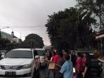 video-fave-hotel-bagi-bagi-1000-takjil-di-empat-titik-soloraya_20160616_111751.jpg