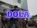 video-klip-dola-angga-dermawan-kini-viral-di-tiktok.jpg