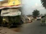 video-situasi-gempa-77-sr-mengguncang-donggala-bangunan-dan-jalanan-rusak-kendaraan-roboh_20180928_195853.jpg