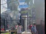 video-viral-diduga-gas-air-mata-di-senayan.jpg