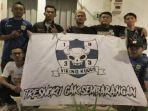viking-kudus-sambut-persib-bandung-yang-berlatih-di-jepara_20180207_154834.jpg