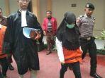 vina-garut-sidang2.jpg