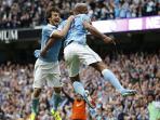 vincent-kompany-dan-david-silva_20150924_013640.jpg