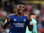 vinicius-cetak-gol-ke-gawang-granada.jpg