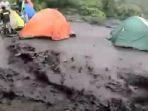 viral-di-media-sosial-banjir-di-puncak-gunung-merbabu.jpg