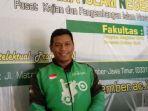 viral-driver-gojek-lulusan-s2-cumlaude.jpg