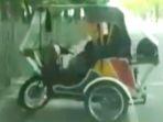 viral-video-becak-goyang.jpg