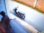 viral-video-pria-curi-celana-dalam-wanita-di-lubuklinggau-diambil-saat-dijemur-depan-kos.jpg