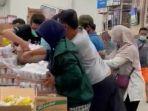 viral-video-sejumlah-warga-memborong-susu-beruang.jpg