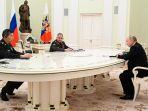vladimir-putin-bertemu-menhan-china.jpg
