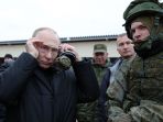 vladimir-putin-kunjungi-pusat-pelatihan-pasukan-cadangan_20221021_223622.jpg