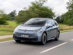 volkswagen-vw-berencana-menghentikan-produksi-mobil-listrik-id3-dan-cupra-born.jpg